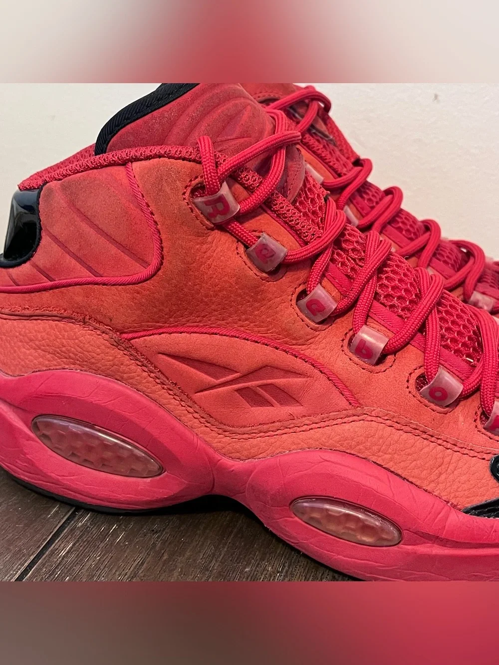 Vintage Reebok The Question Mid Heart Over Hype Sneakers Mens 8.5